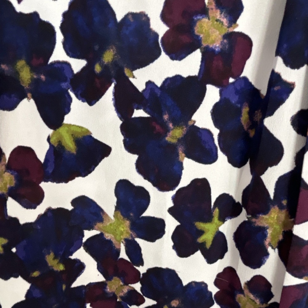 Ann Taylor Women's Sleeveless Floral Pleated Chiffon Blouse M White Blue Purple - Picture 6 of 7